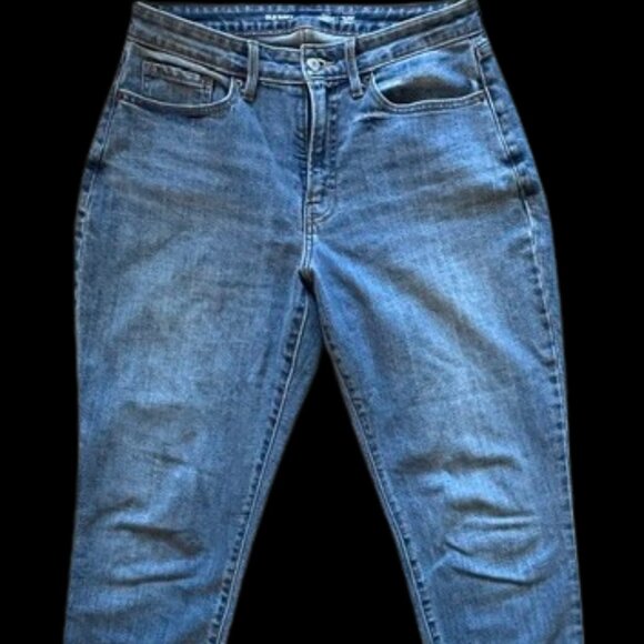 Old Navy High-Rise Curvy OG straight Jeans - Picture 1 of 2